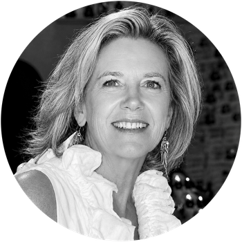 Portrait of MaryEllen Collins, Associate Broker